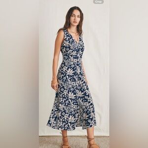 NWOT FAHERTY size XS Siena midi dress in navy canopy floral